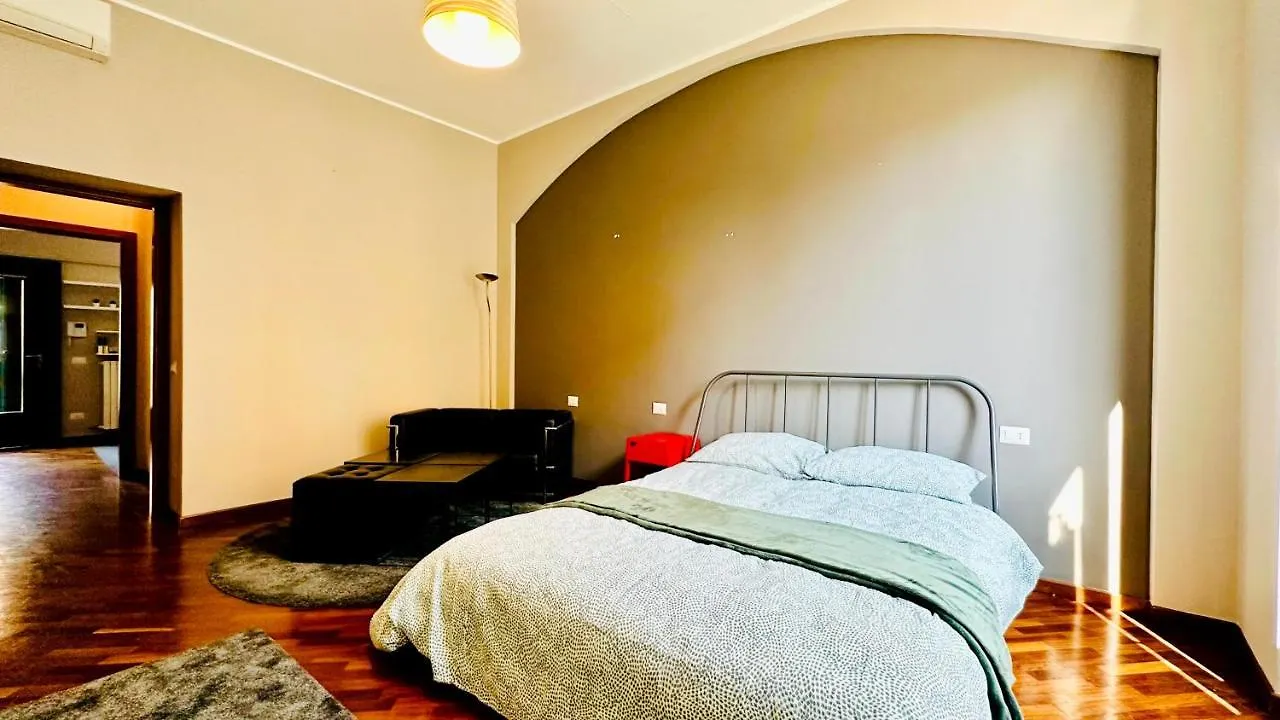 Sweet Apartment Navigli Milano S2