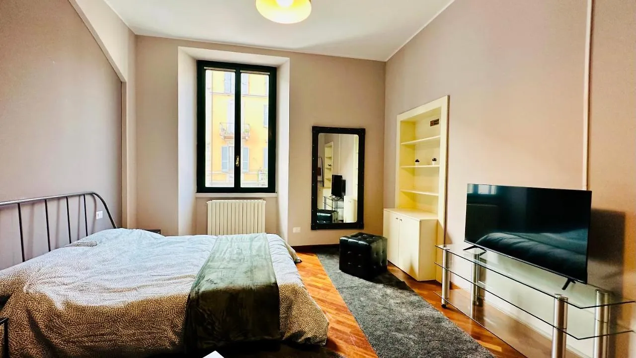 Sweet Apartment Navigli Milano S2