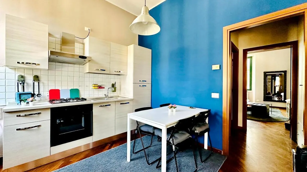 Sweet Apartment Navigli Milano S2 0*,