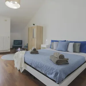  Appartamento Nolo Uptown